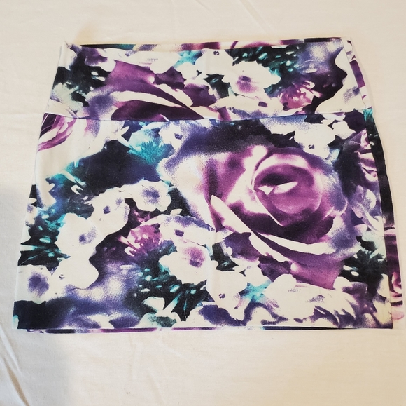 Mandee mini skirt - Picture 4 of 4